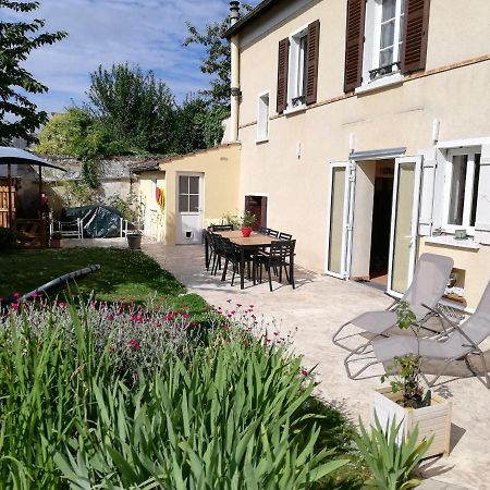Celine'Home Saint-Germain-sur-Morin Экстерьер фото